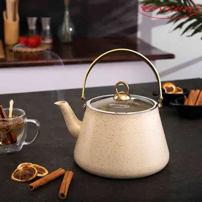 Cream Pyramid Kettle